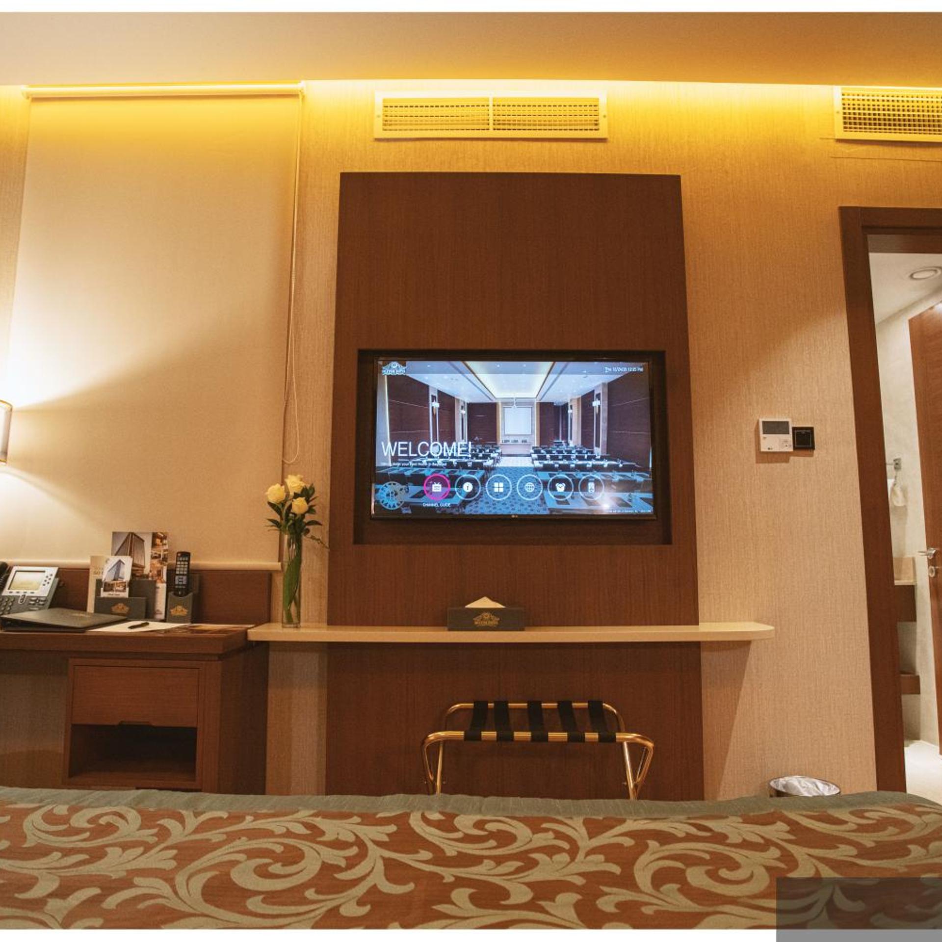 Bilitom Hotel, Baghdad 9/58