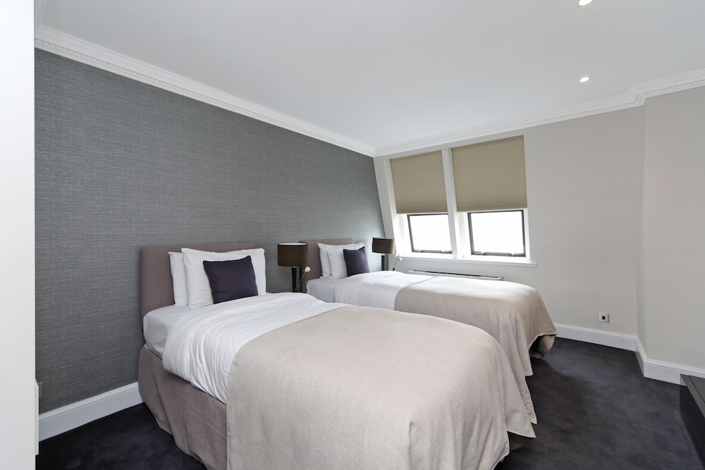 Mayfair House 23/58