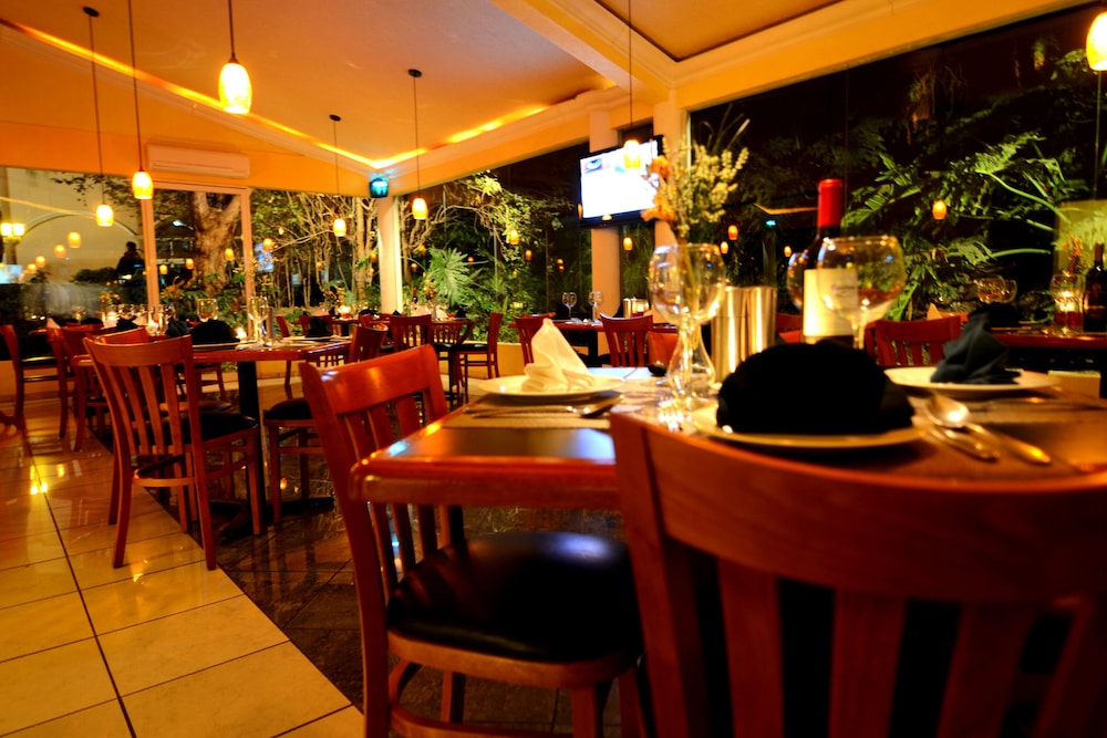 Hotel Real del Bosque 29/36