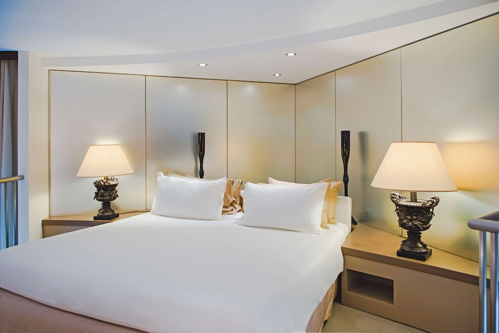 Anantara Palazzo Naiadi 36/84