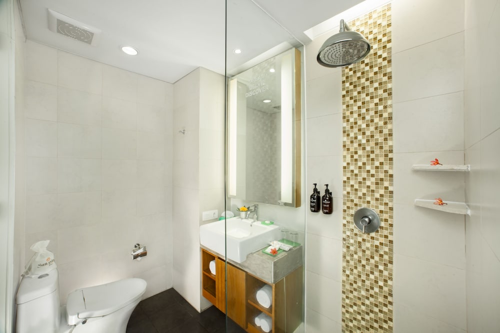 Sun Island Hotel & Spa Legian 38/39