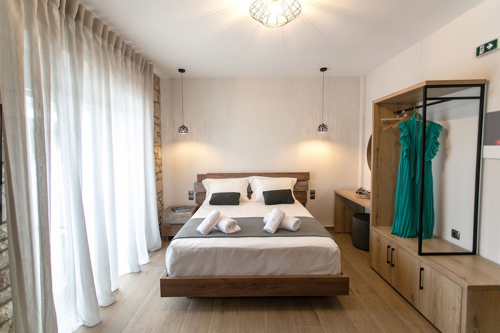 Michelangelo Suites & Apartments 28/69