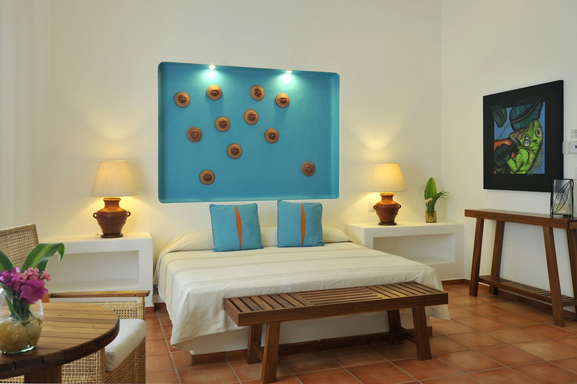 Master, Garden, Suite, King and Twin Beds