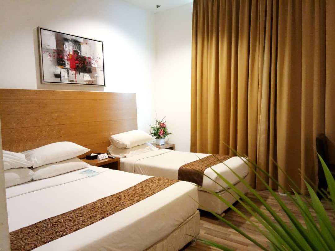 Dormani Hotel Kuching 15/40