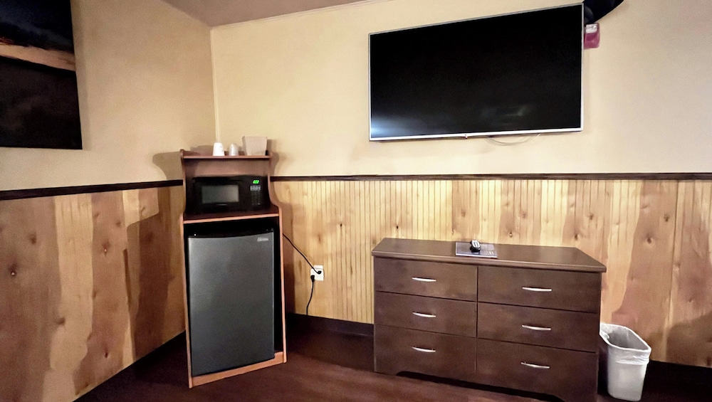 Budget Inn New Cumberland-Harrisburg-Hershey-York 28/39