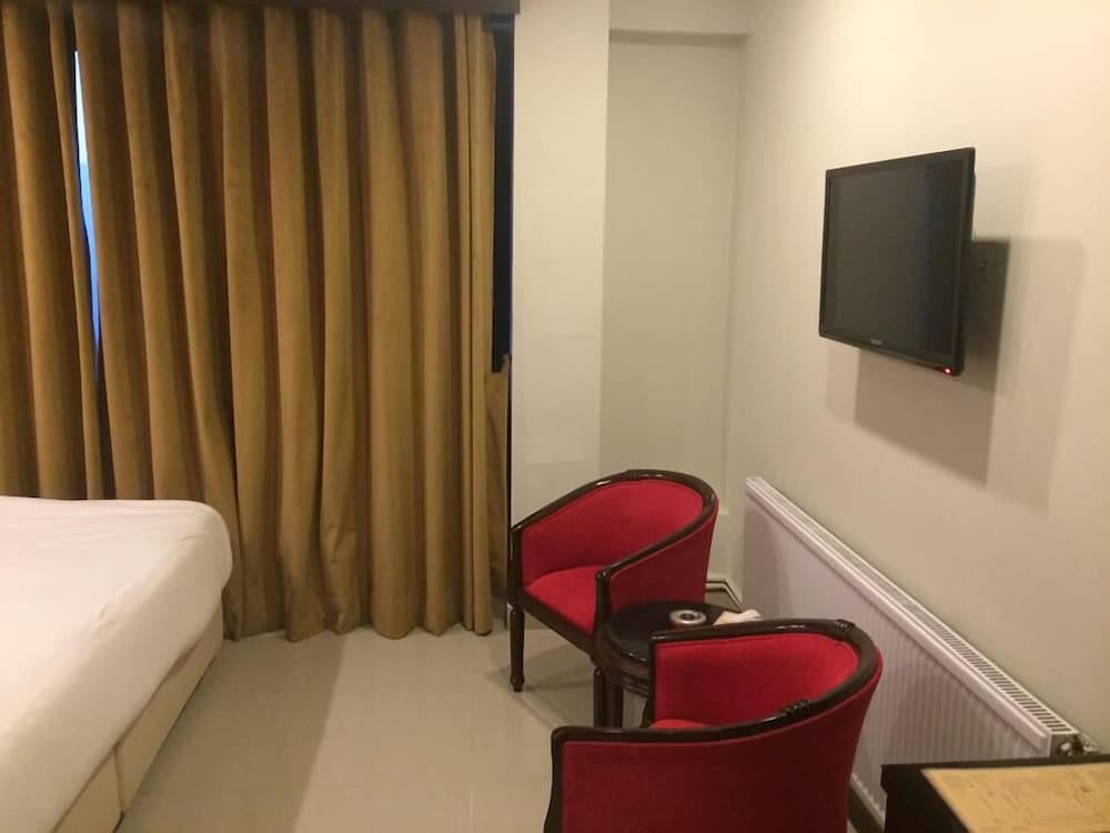 Shangrila Resort Hotel 17/50