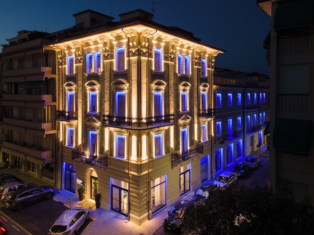 Vi Suites Viareggio 3/50