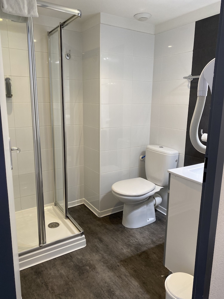 Hotel Les Domes - Perpignan Sud by Hosteletour 24/65