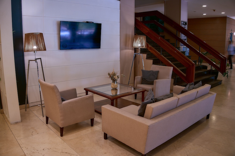 Hotel Catalinas Tucuman 36/50