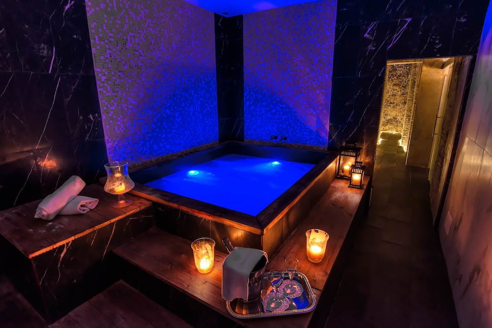 Ingrami Suites 29/72