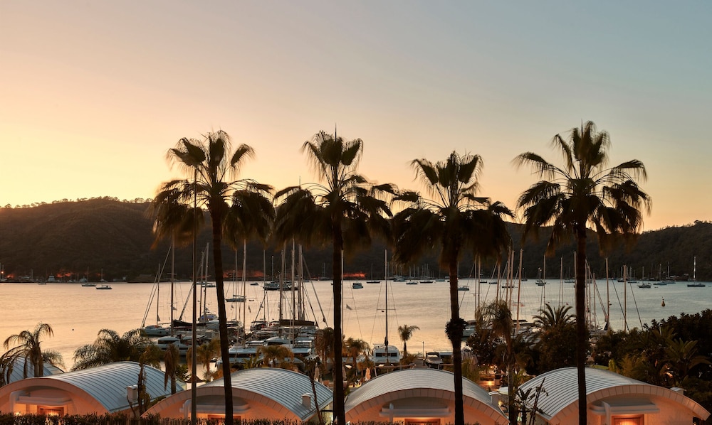 Yacht Classic Hotel - Boutique Class 83/88
