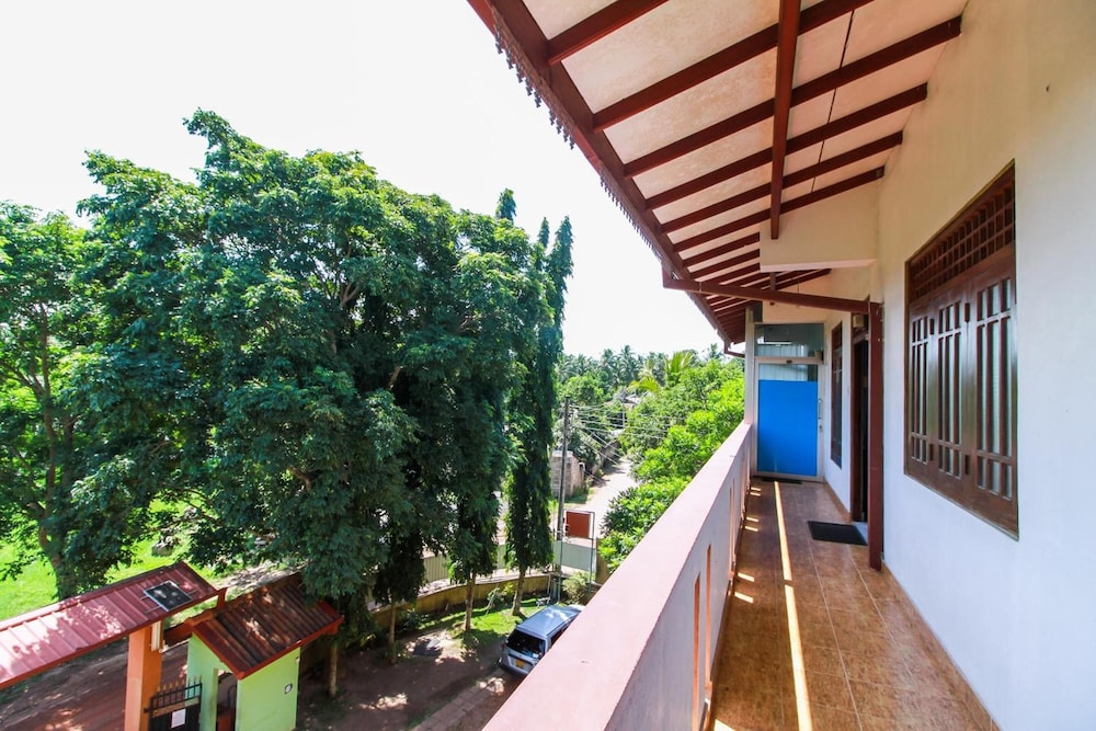 Green View Hotel 3/72