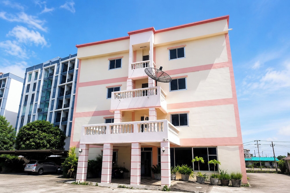 Uj Apartment 2/39