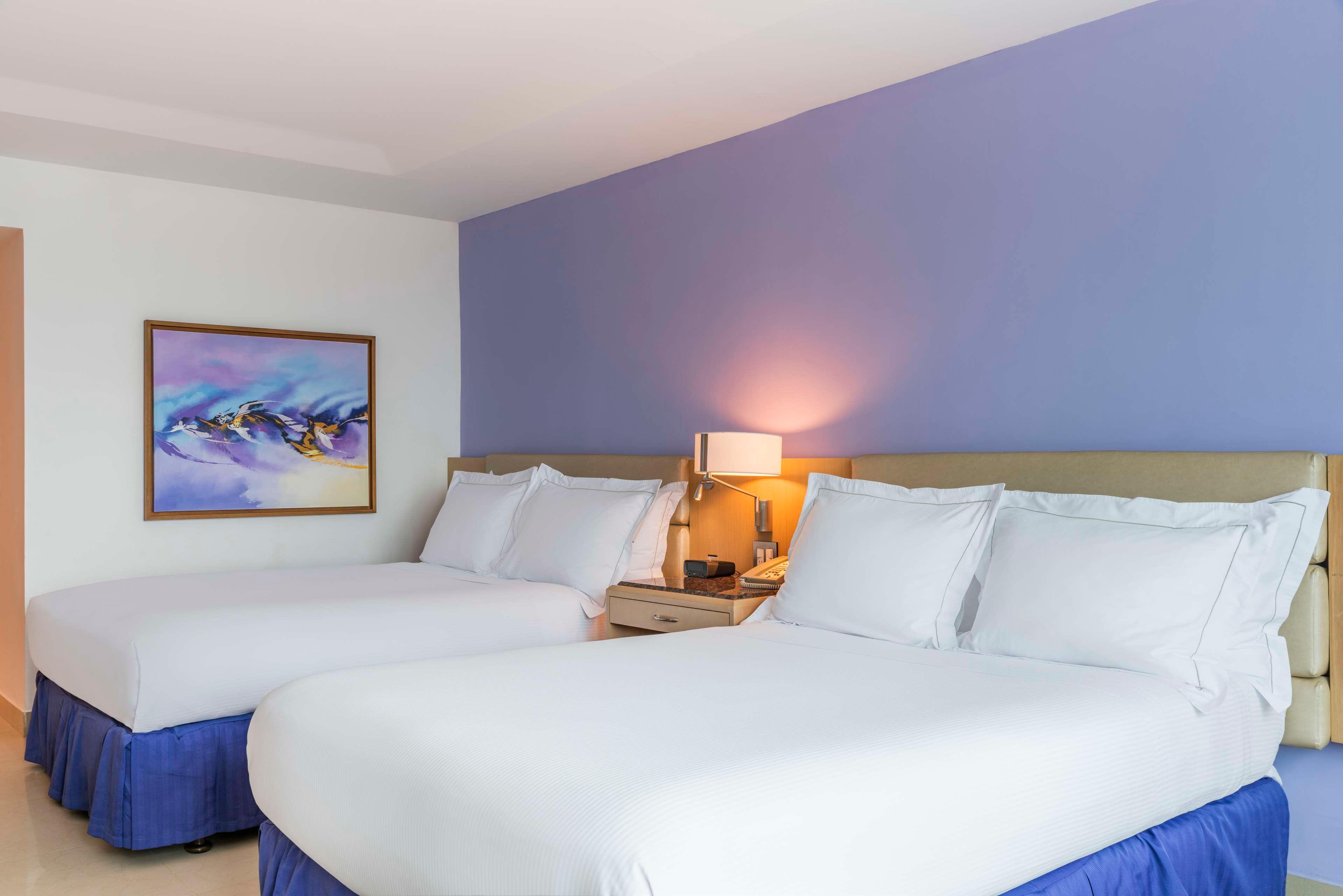 SUITE, 2 QUEEN BEDS, OCEAN VIEW, PARLOR