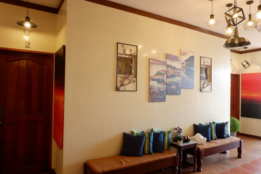 The Runway Inn - Mactan Cebu 12/22