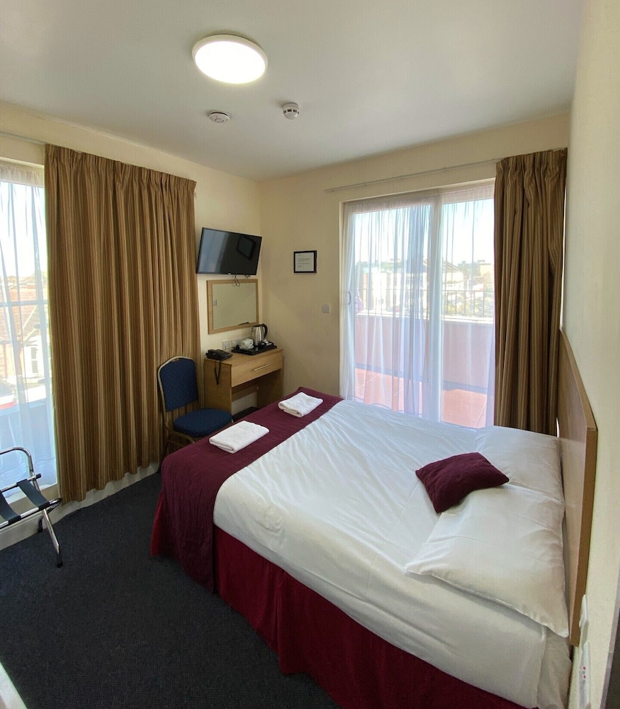 Premierlux Serviced Apartments 26/62