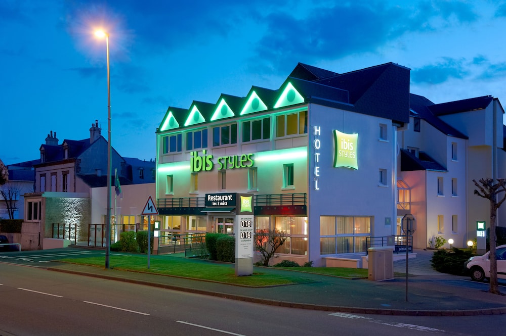 Ibis Styles Ouistreham 1/64