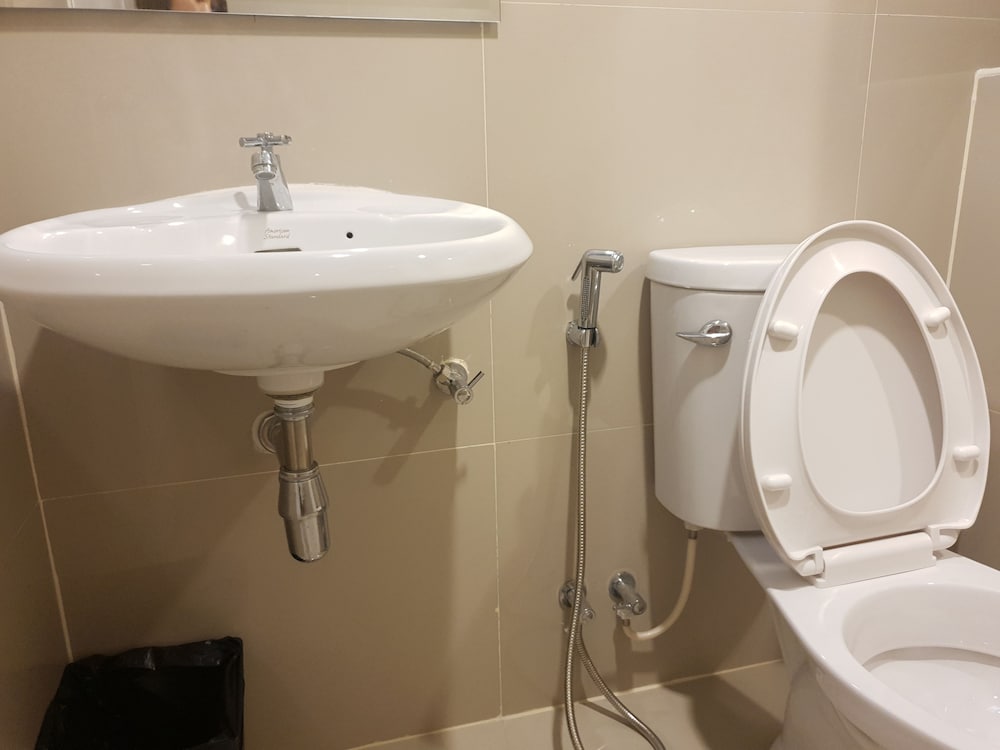 iResidence Hotel Pathumthani 49/50