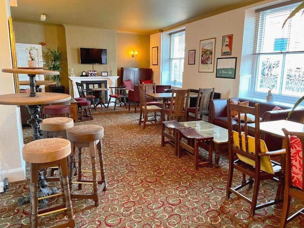Great Malvern Hotel 16/30