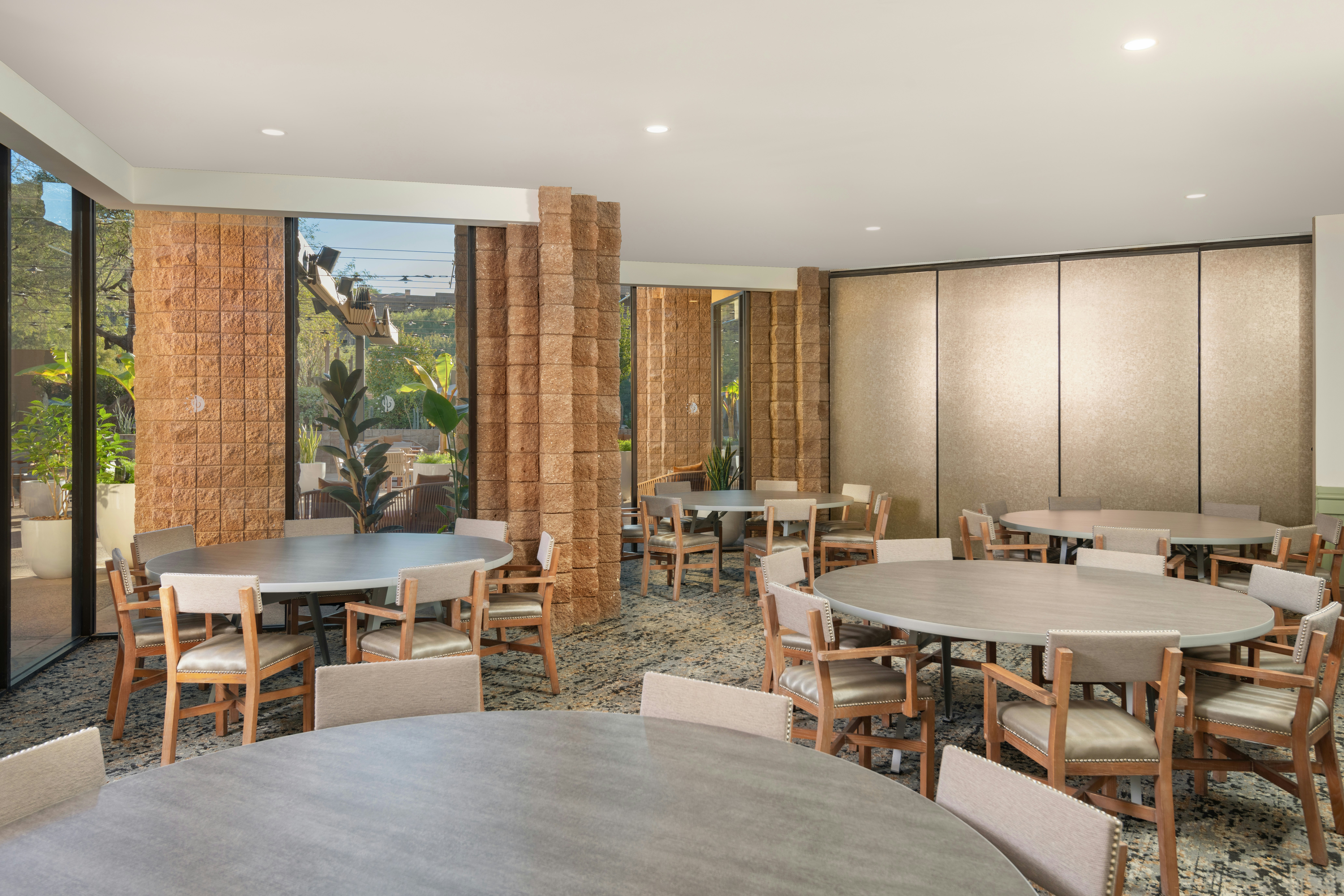 Loews Ventana Canyon Resort 86/99