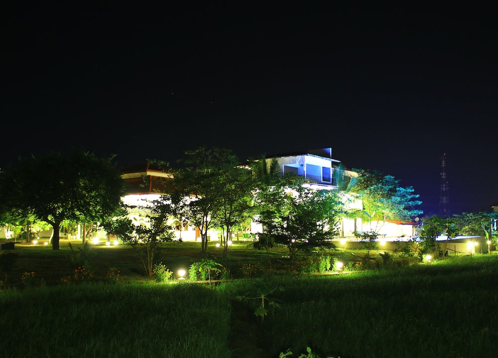 Hotel Freedom Village 17/20