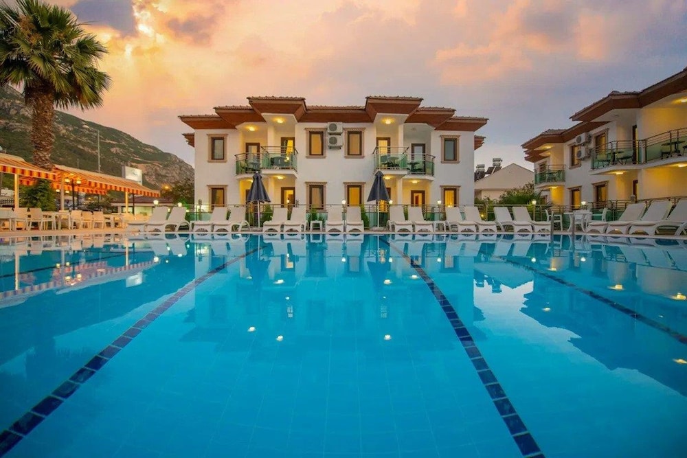 Qualia Park Hotel 1/50