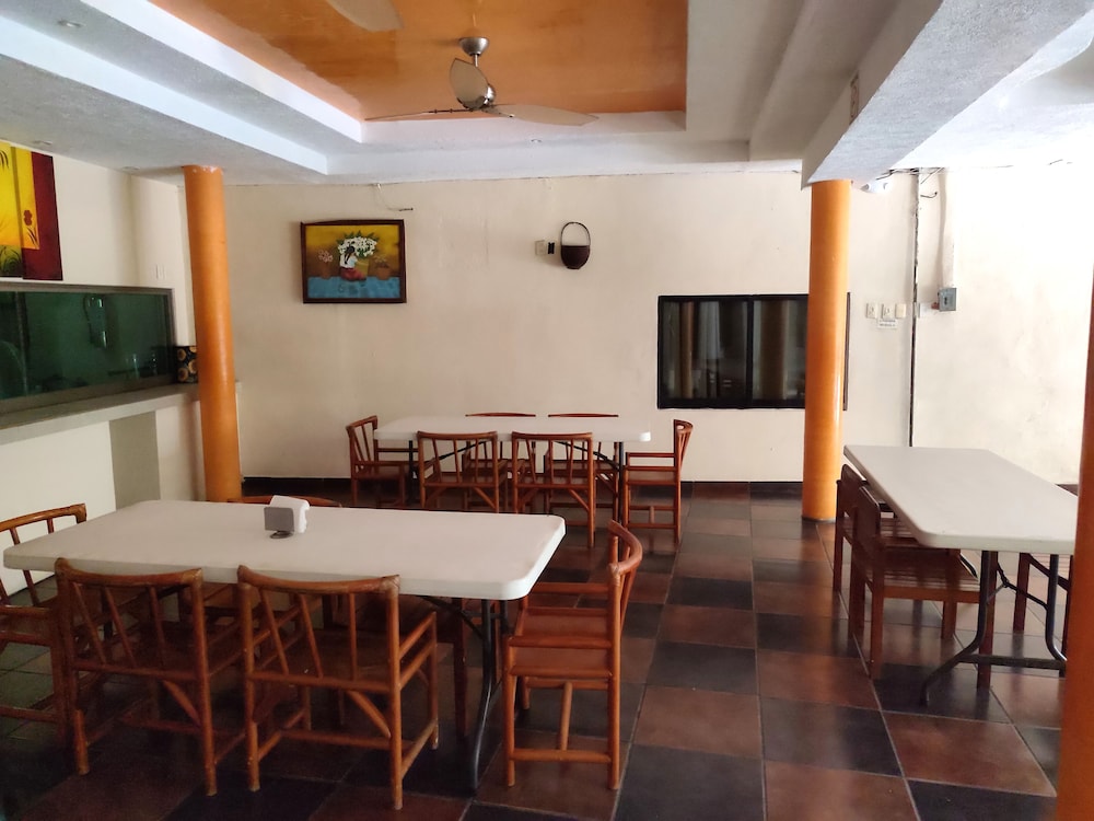 Hotel Ashly 44/57