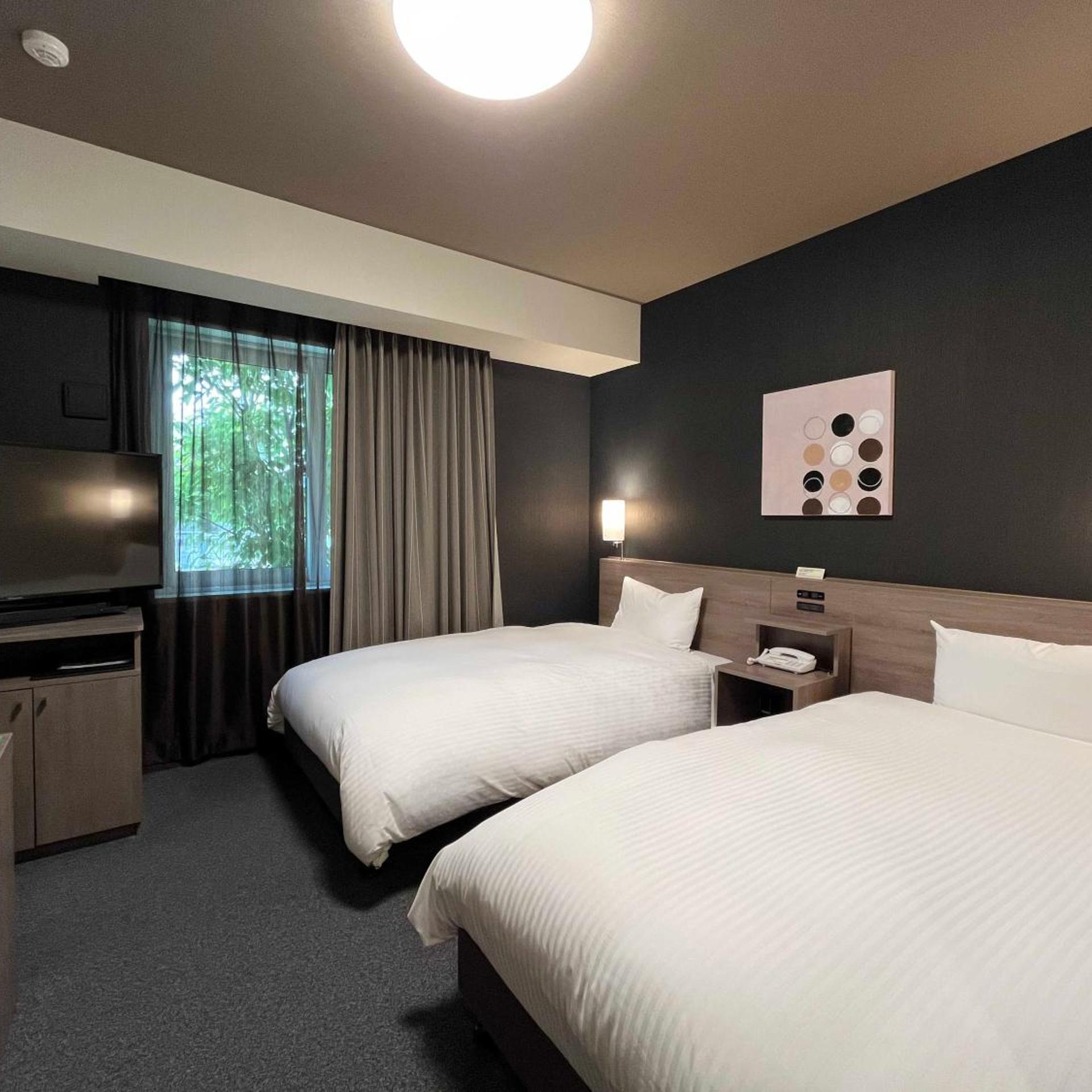 Comfort, Twin Beds, East Wing