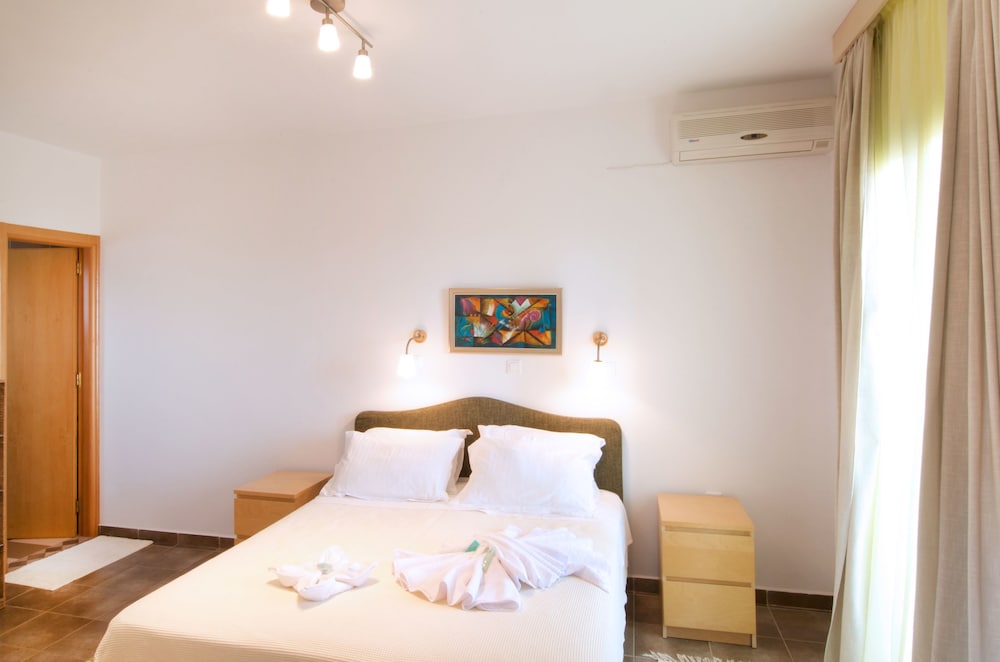 Miraluna Hotel 13/50