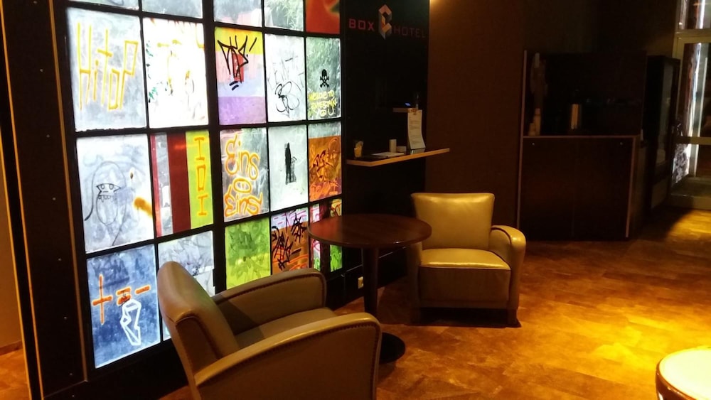 BoxHotel Hannover (App based Hotel) 25/28