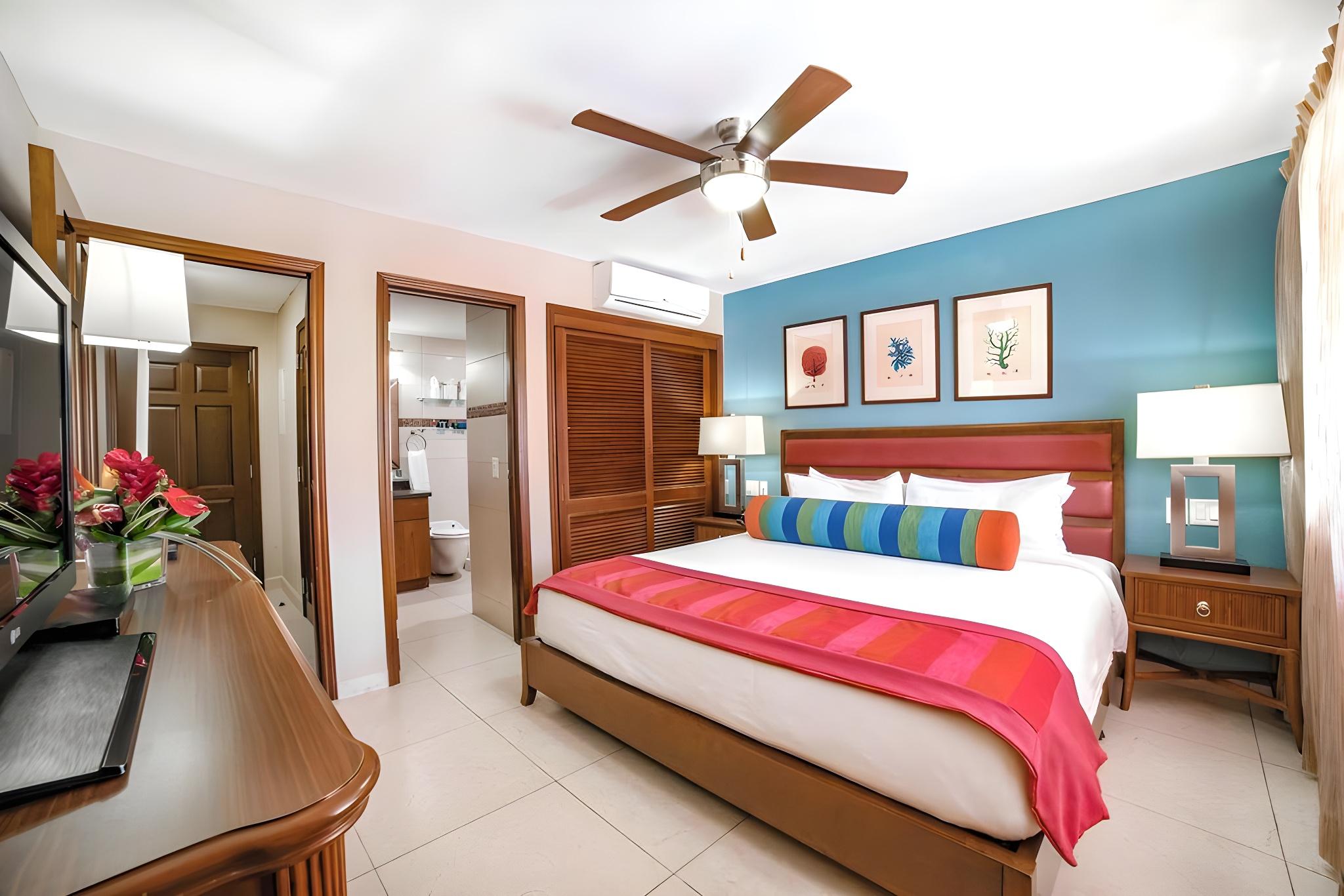1 Bedroom, Deluxe, Suite, Ocean Front, Kitchenette