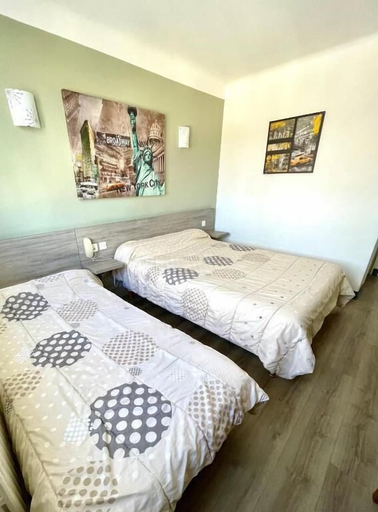 Superior, Triple, 1 Double and 1 Single Bed