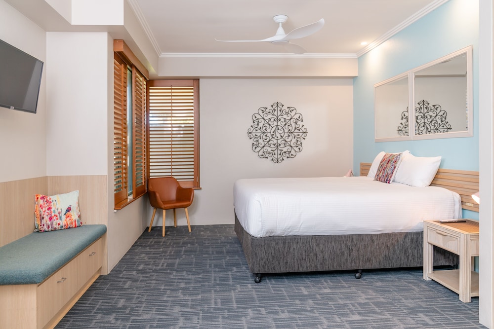 Spa, Suite, King Bed
