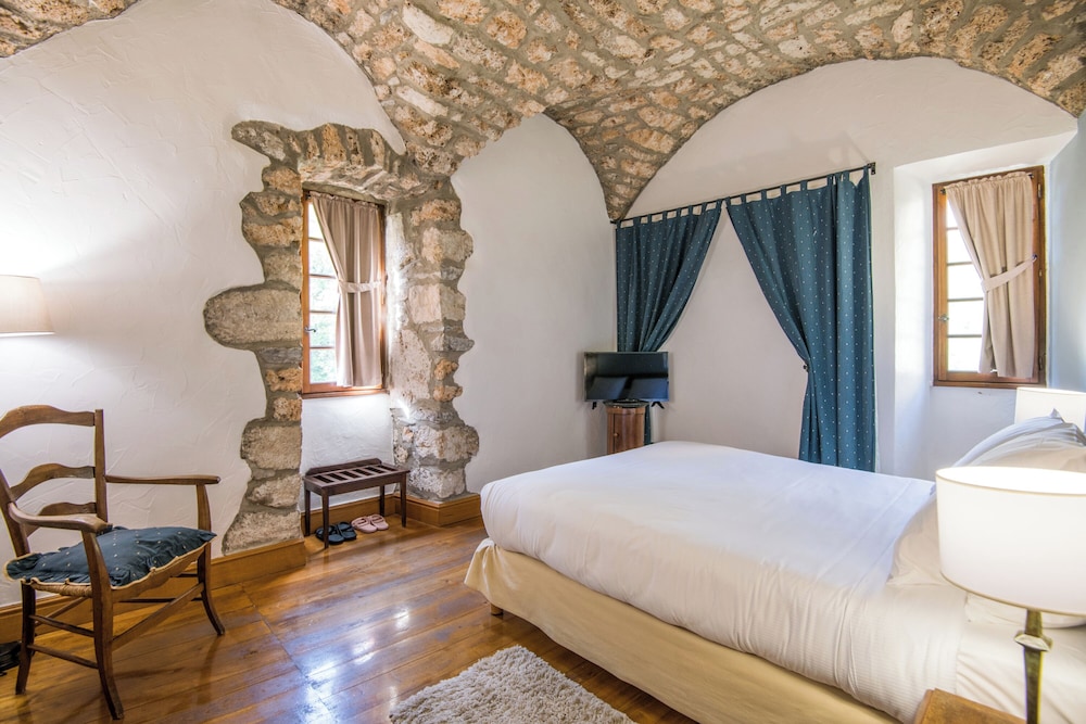 Chateau De La Caze 13/50