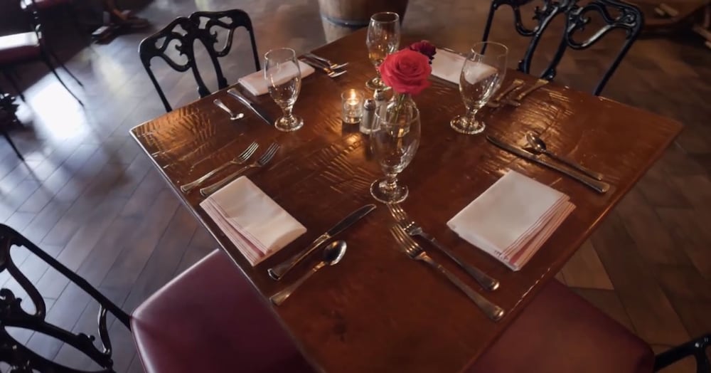 restaurant cafeteria