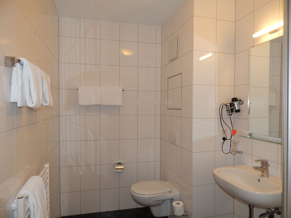 Hotel Andra 38/42
