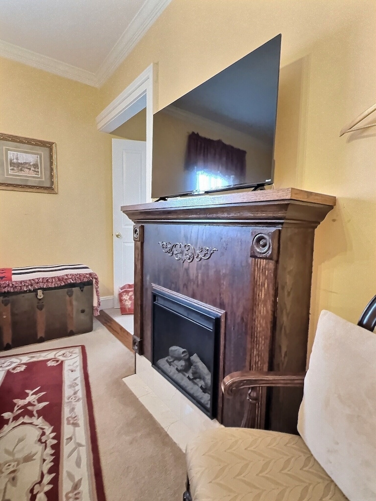 Lasalle Bed Breakfast 9/54