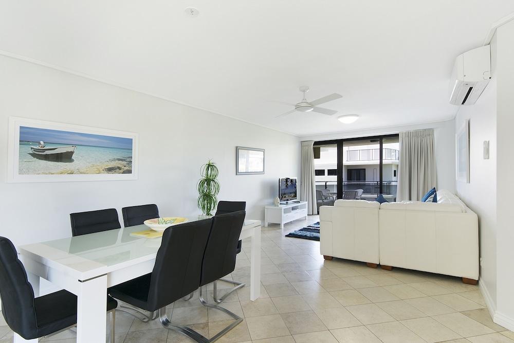 غرفة بـ3 غرف نوم بإطلالة جزئية على البحر، Clubb Coolum Beach Resort 2/2