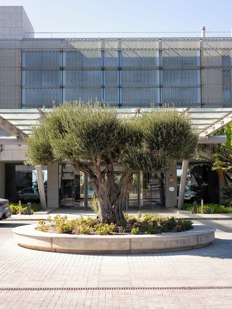 On Live Hotel in CESME