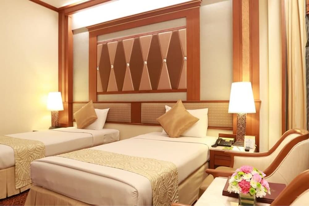 Asia Hotel Bangkok 18/60