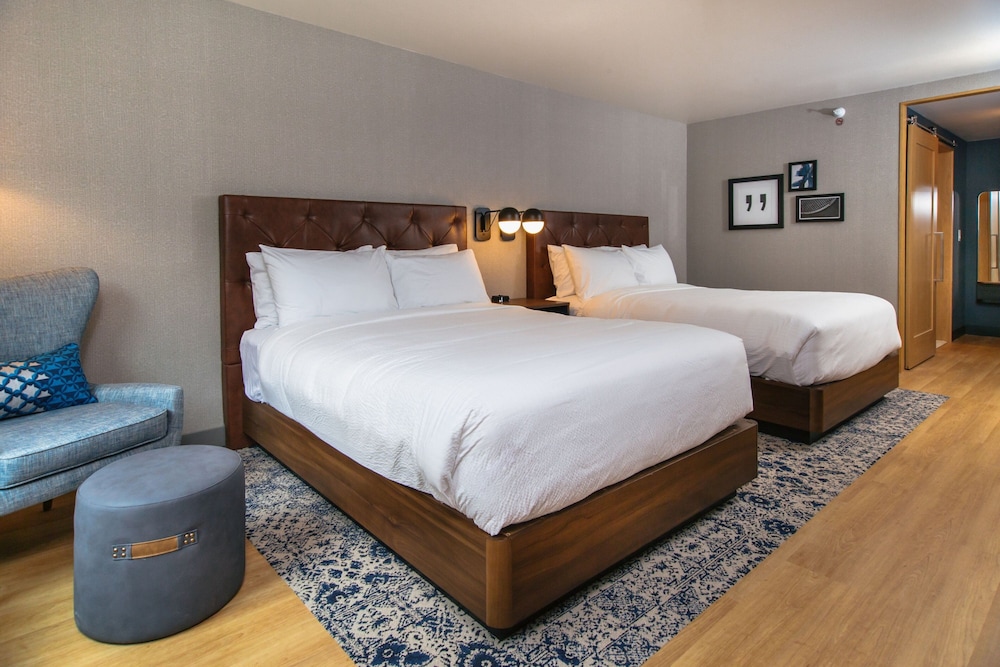 Four Points by Sheraton Deadwood 7/50