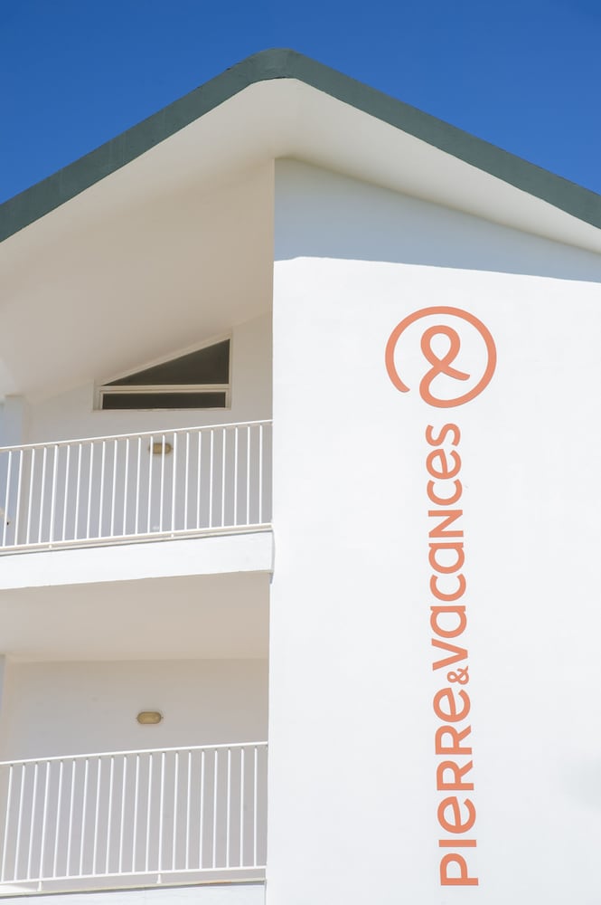Pierre & Vacances Menorca Cala Blanes (ex Roc Cala D’en Blanes Beach Club Aparthotel) 4/69
