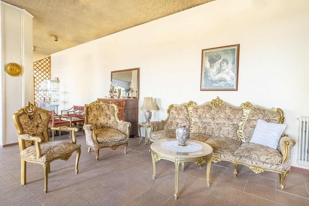 Hotel Agia Markella 30/50