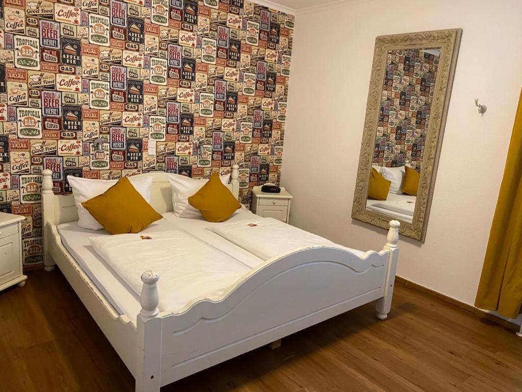 Hotel Papillon 12/50