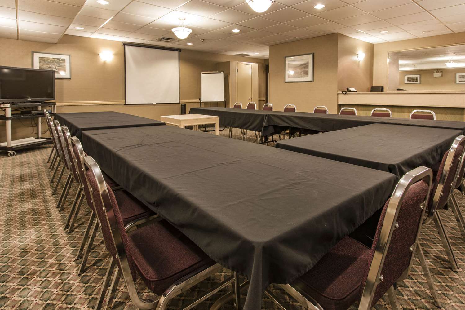 SureStay by Best Western Medicine Hat 10/14