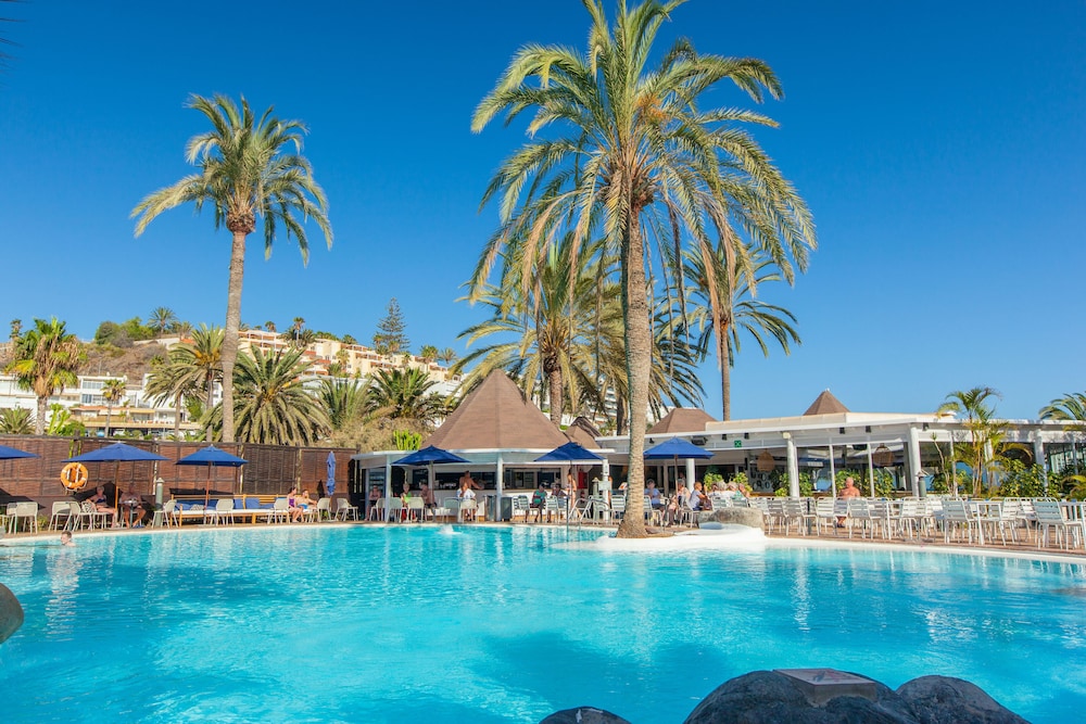 Corallium Beach Hotel by Lopesan Hotels - Adults Only 10/70
