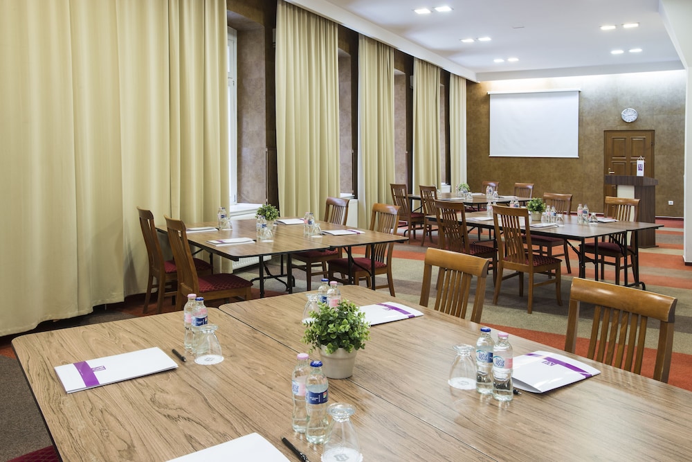 Star Hotel by Mellow Mood Hotels 35/45