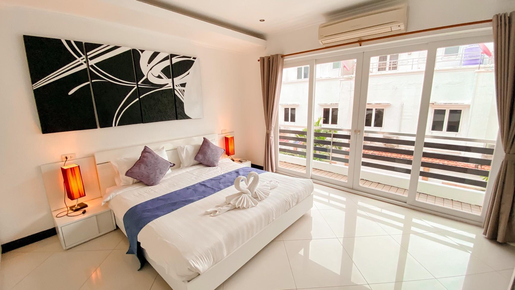 2 Bedrooms, Pool, Villa