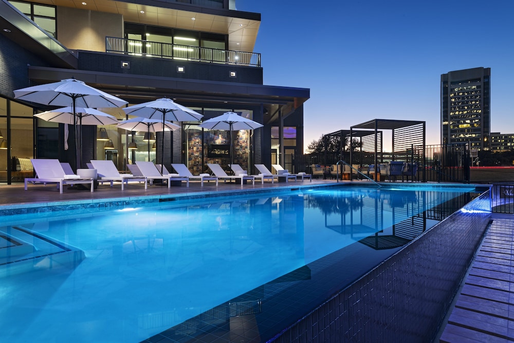 Hotel Indigo Irving Las Colinas, an IHG Hotel image