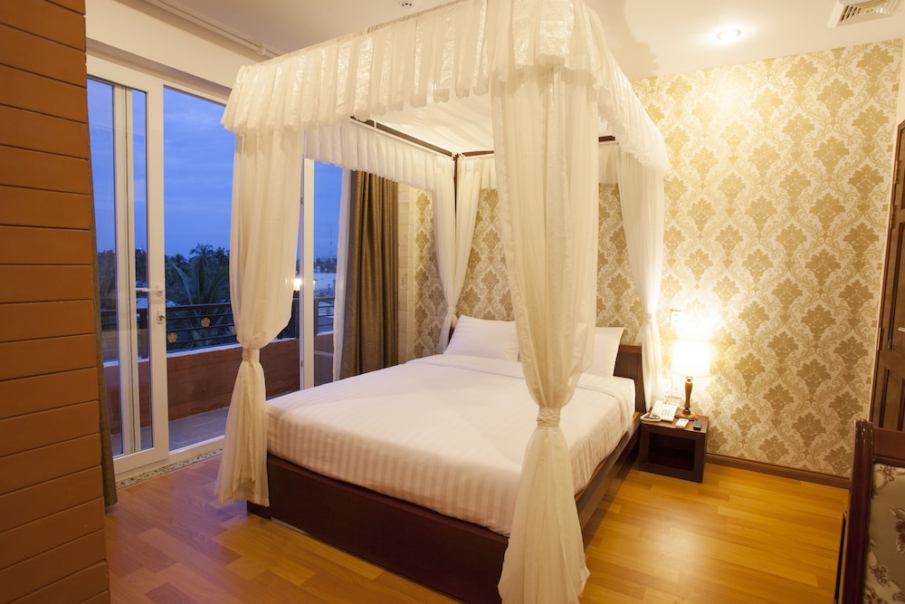Anh Dao Mekong 2 Hotel 12/28